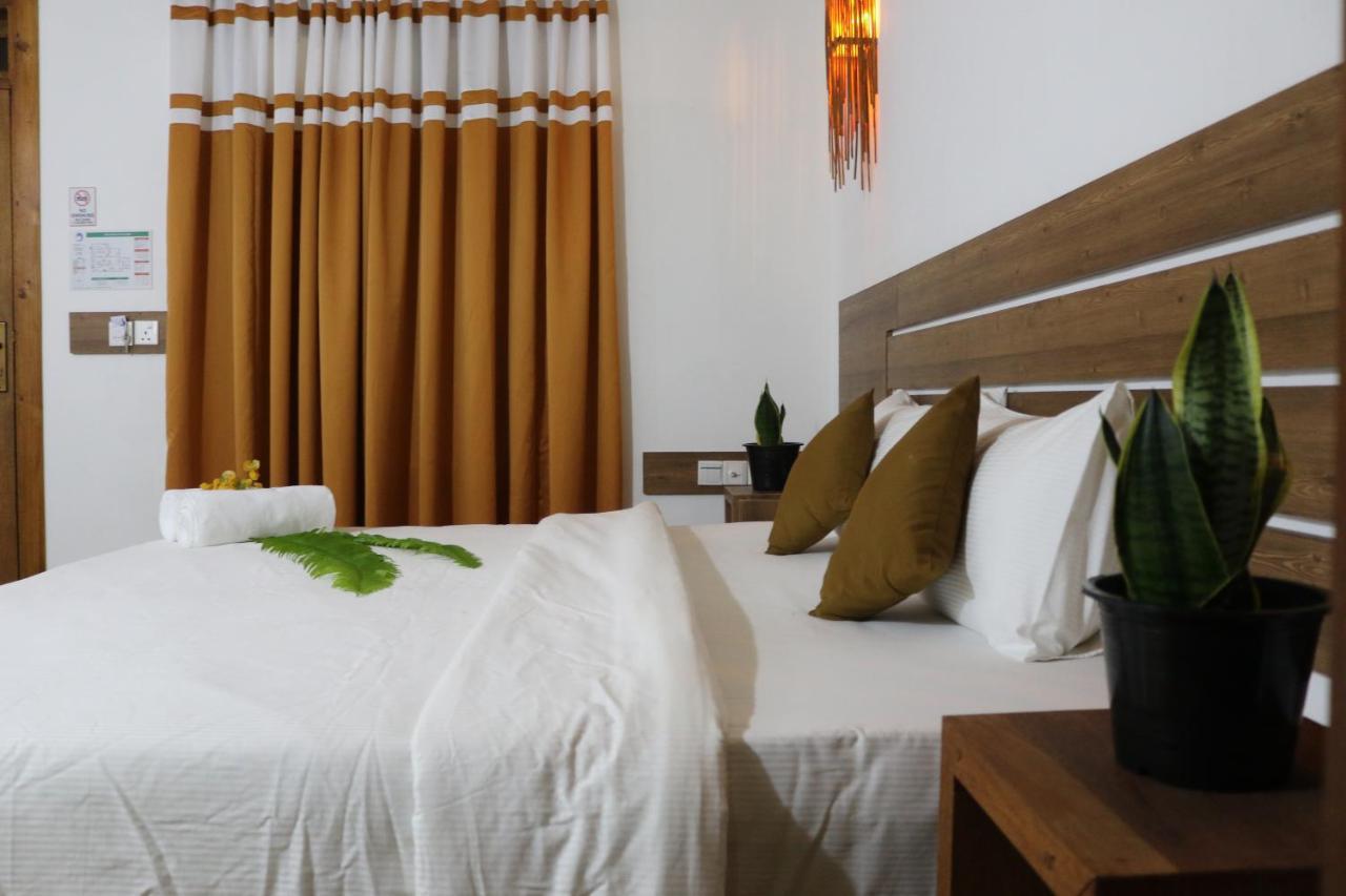 Rasdhoo Wave Blue Bed and Breakfast Buitenkant foto