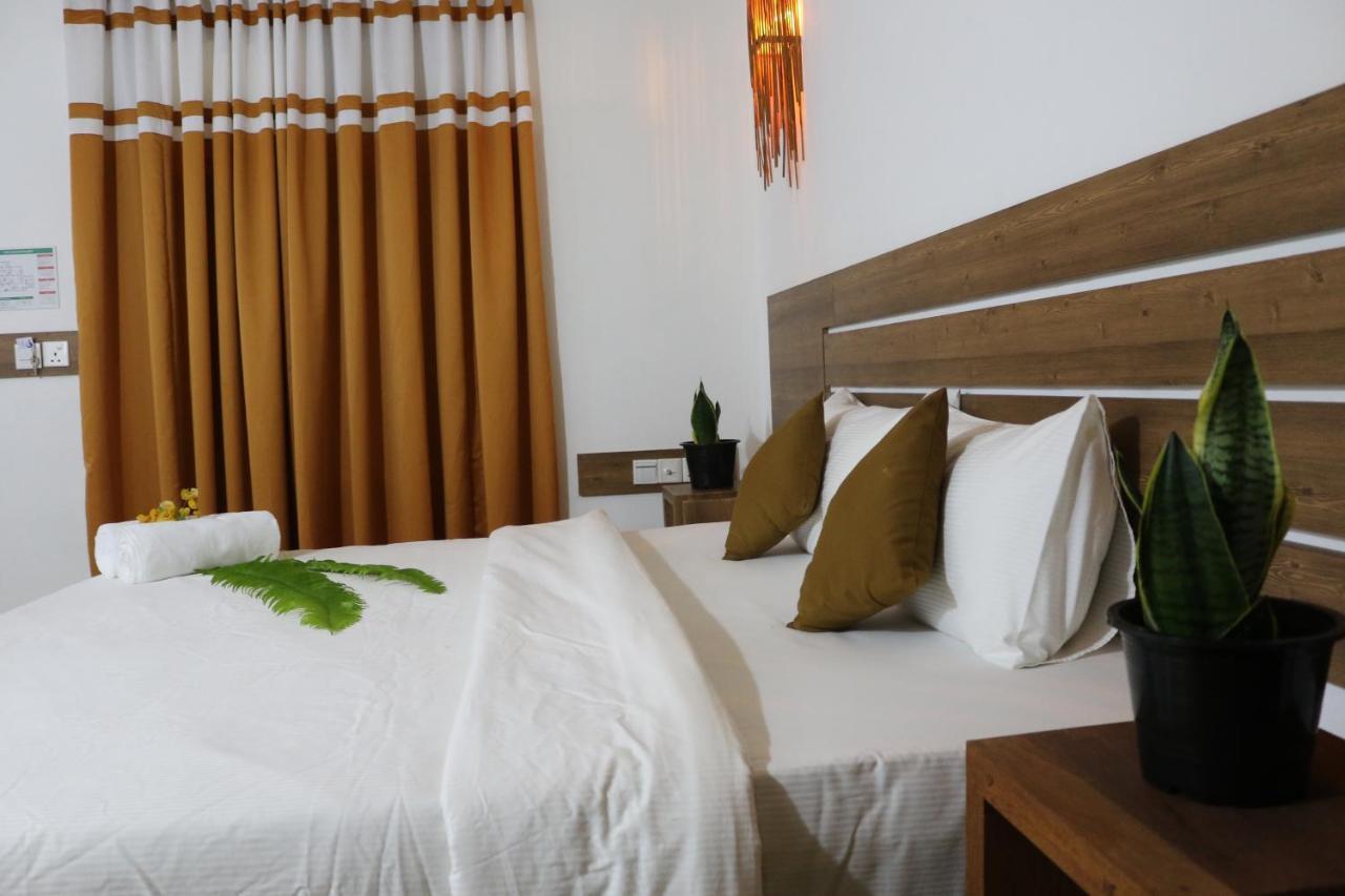 Rasdhoo Wave Blue Bed and Breakfast Buitenkant foto
